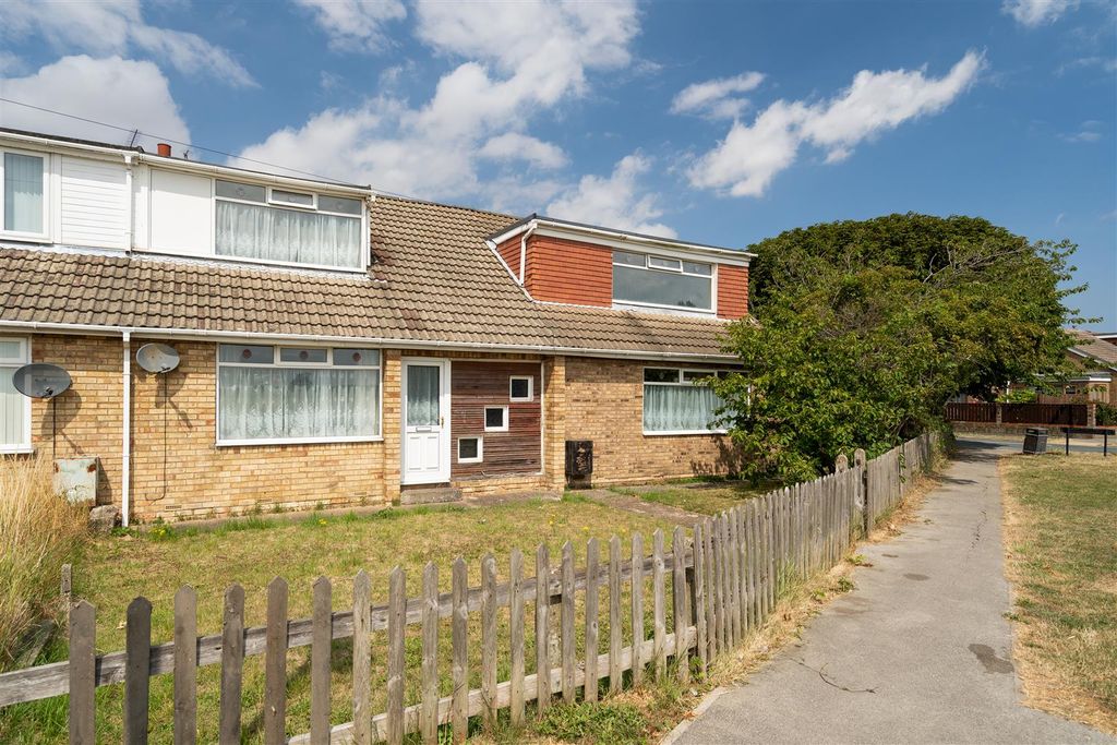 Property photo 3 of 24