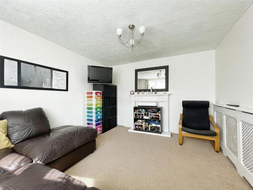 Property photo 2 of 16 Editedimage-9977243E-A5B7-423A-9c67-06E810540424 2