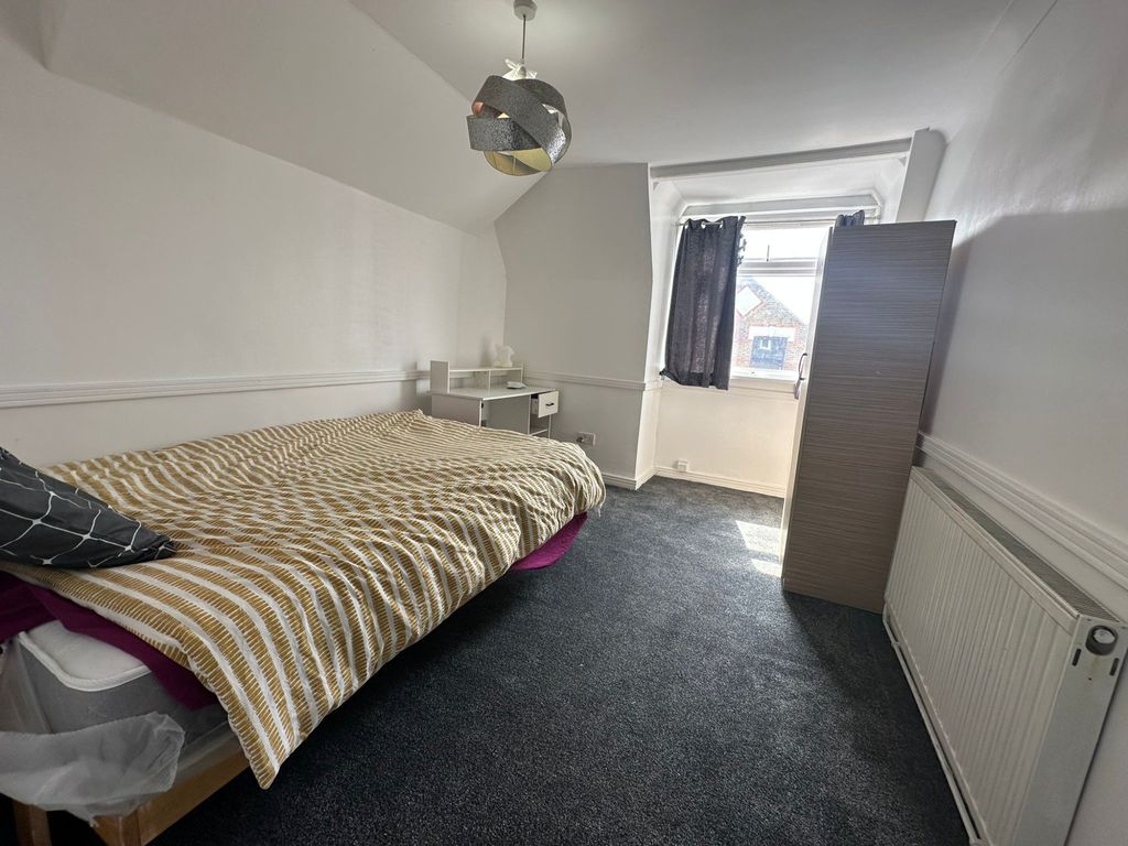 Property photo 2 of 4