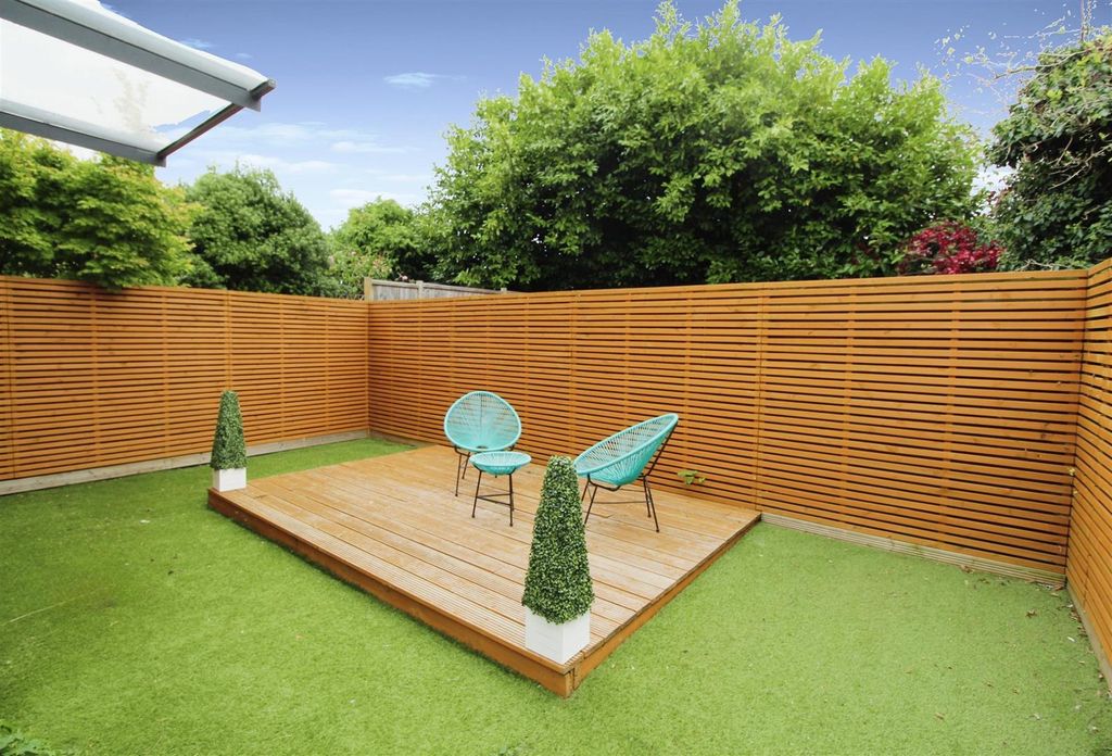 Property photo 3 of 10 Editedimage-7Aeae900-B8ee-406F-A407-9A22Da66B44c 2