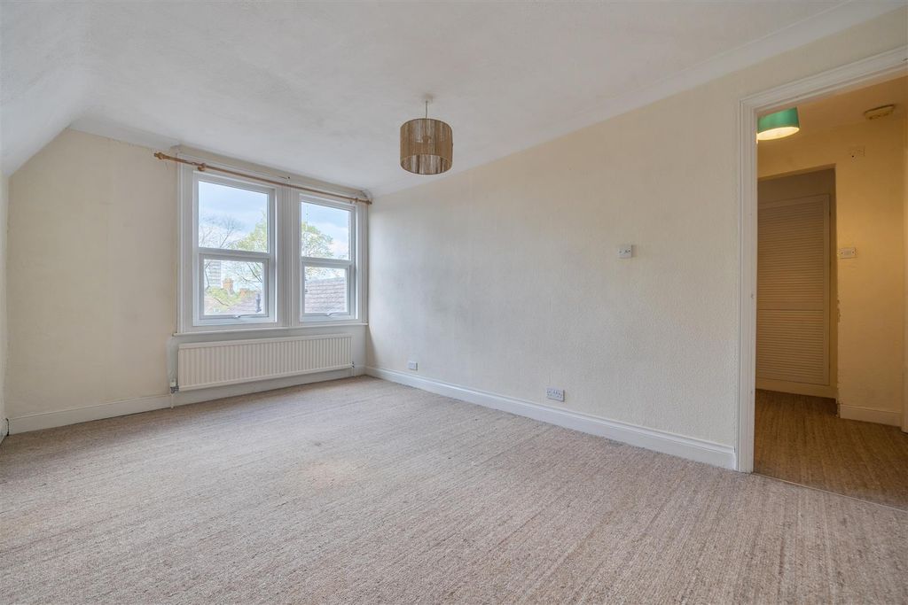 Additional image 7 of 1 bed flat for saleDe Parys Avenue, Bedford MK40
