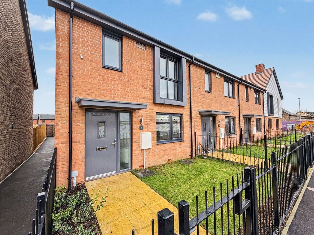 Property photo 1 of 14 Picture No. 13