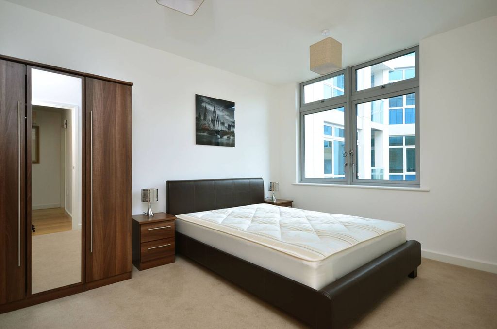 Property photo 3 of 7