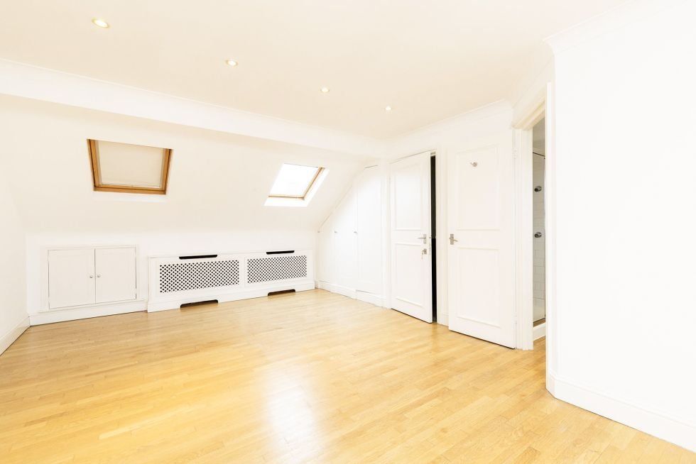 Property photo 1 of 3