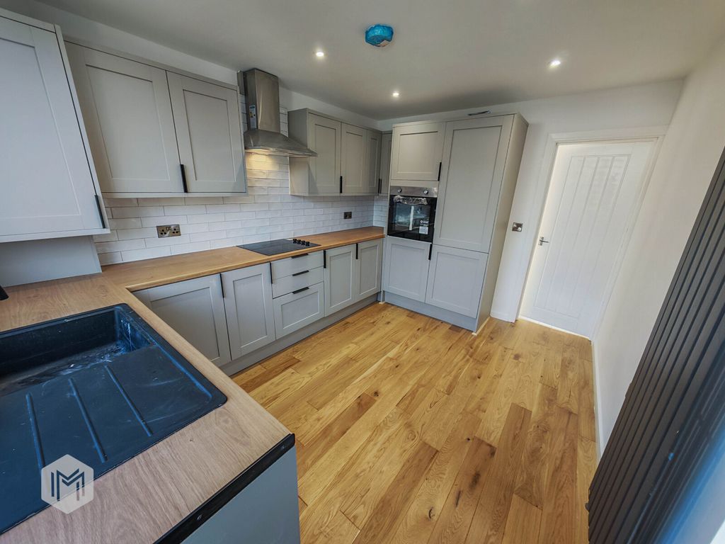 Property photo 2 of 16 Picture No. 15