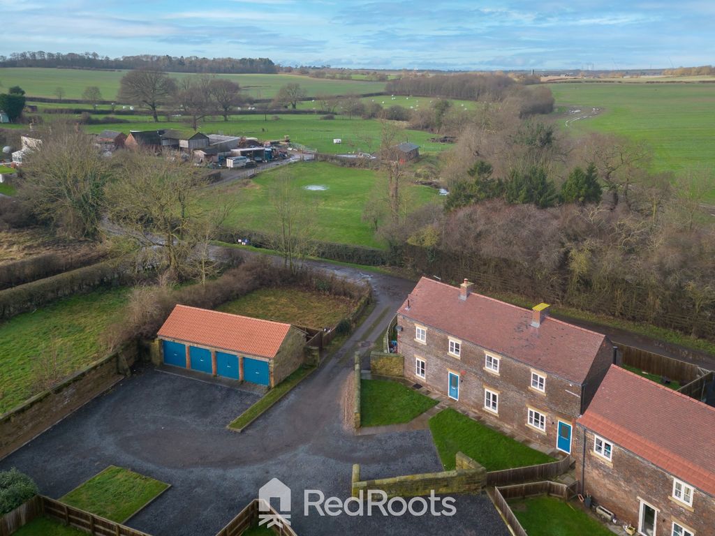 Property photo 2 of 23 2947433