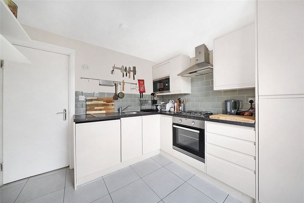 Property photo 3 of 13 Picture No. 12