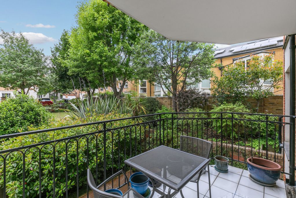 Property photo 3 of 17