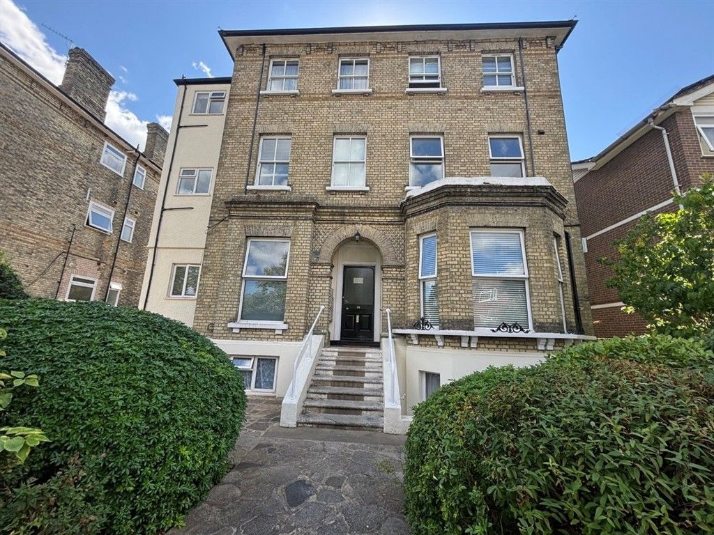 Property photo 1 of 6