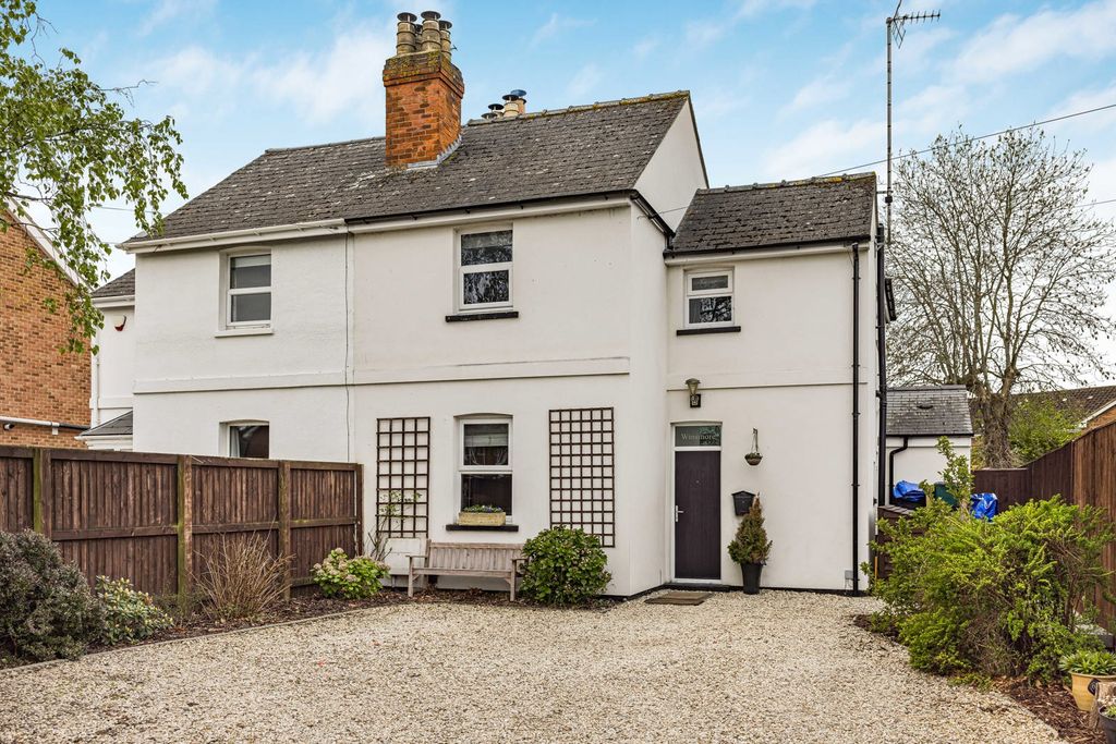 Property photo 1 of 21 Front