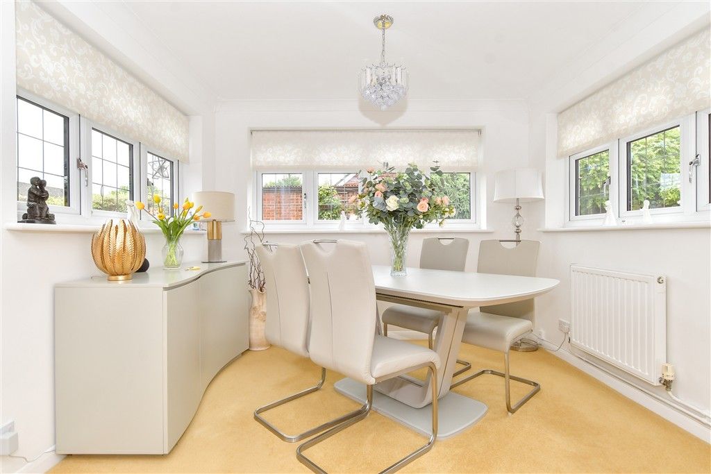 Property photo 3 of 22 Dining Area