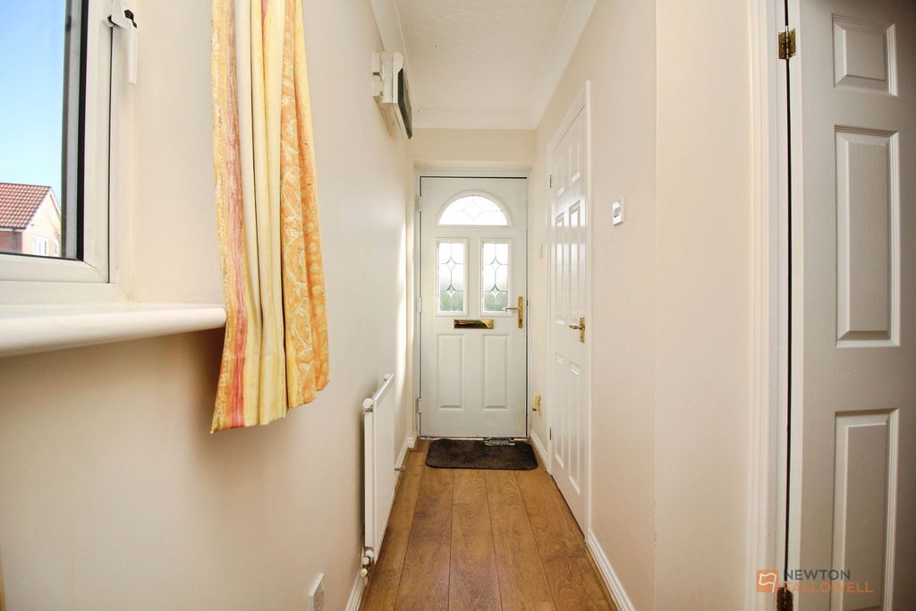 Property photo 3 of 26