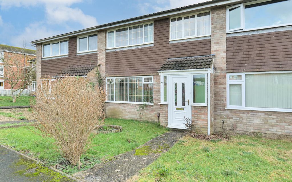 Property photo 1 of 12 P1067617-Edit.Jpg