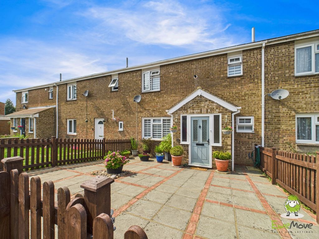 Property photo 1 of 30 Ewemove Estate Agents Basingstoke