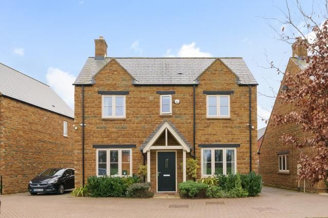 Property photo 1 of 10 External View