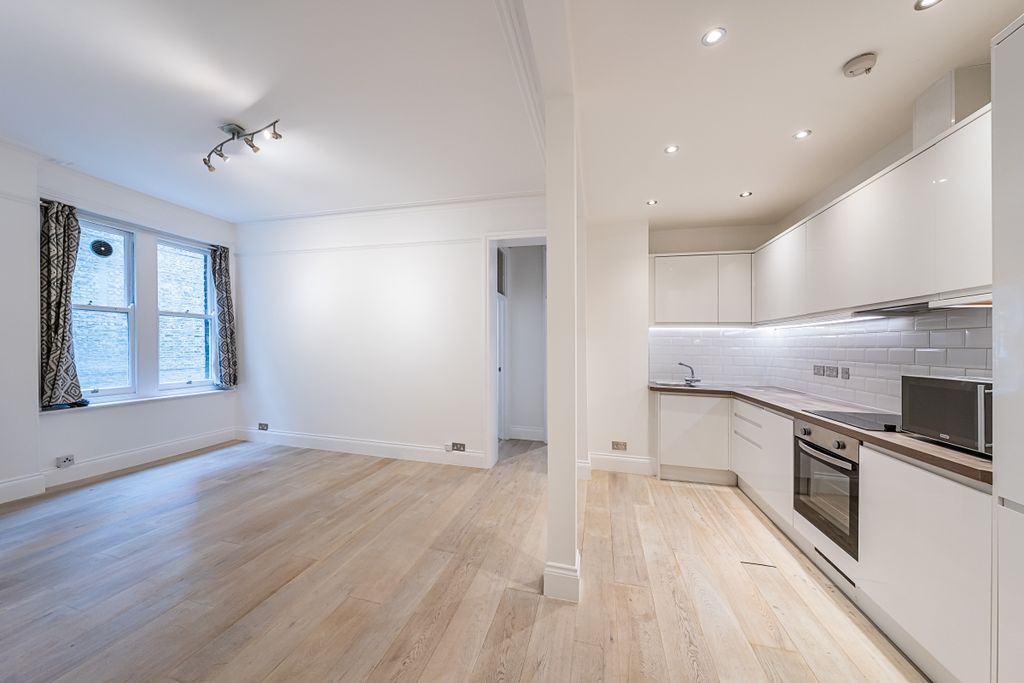 Property photo 2 of 10 22-B-Prince-Of-Wa...