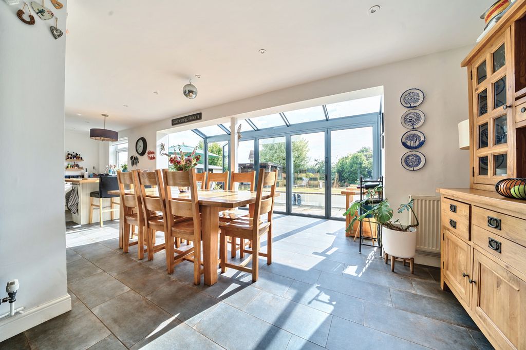 Property photo 3 of 26 Kitchen / Dining Room