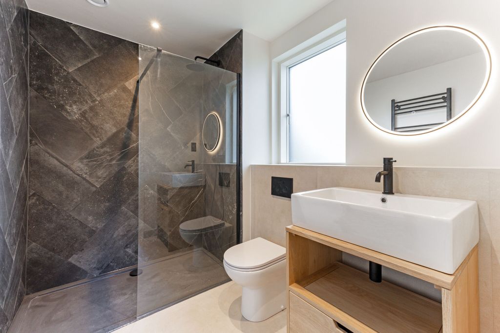 Additional image 8 of 5 bed detached house for saleLondon Road, Liphook GU30