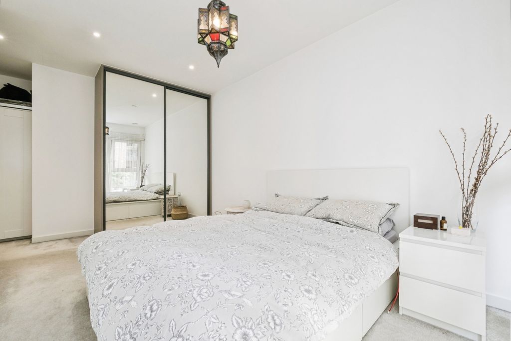 Property photo 3 of 18 Photo