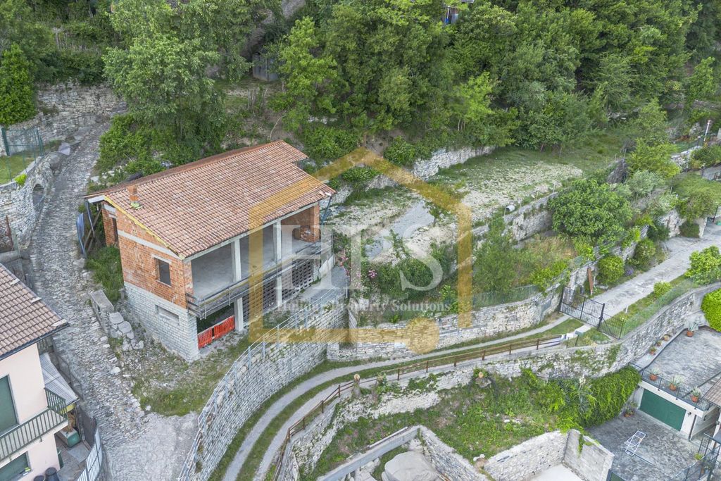 Property photo 3 of 25 The Lake Como Villa- Rustico Via Ai Monti Carate Urio