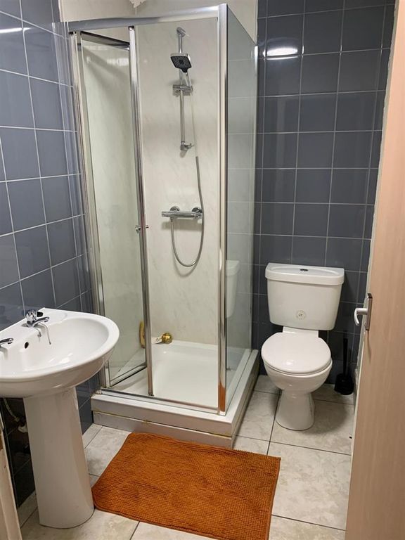 Property photo 3 of 7 Communal Bathroom One