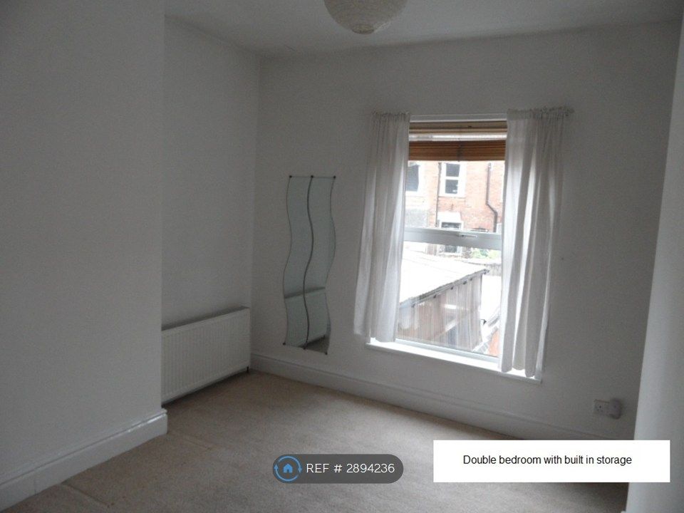 Property photo 3 of 9 Double Bedroom