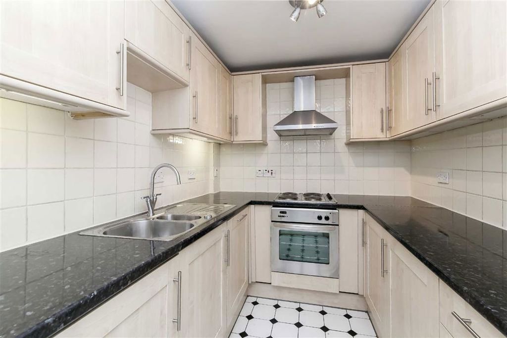 Property photo 3 of 6