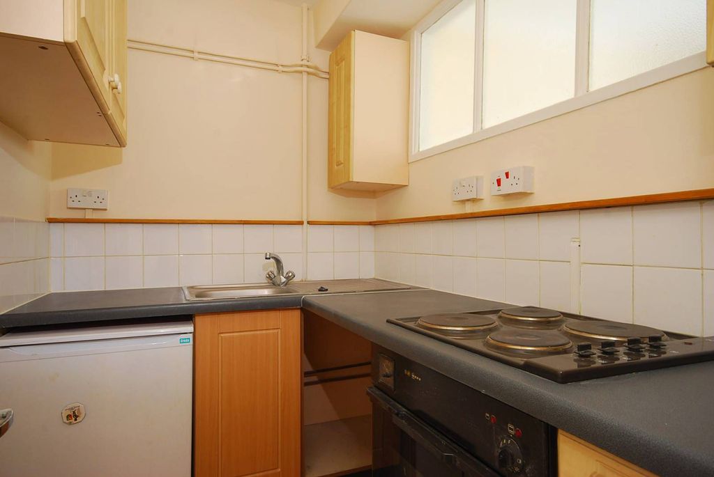 Property photo 3 of 4