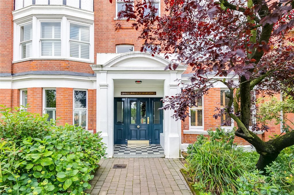 Property photo 1 of 12