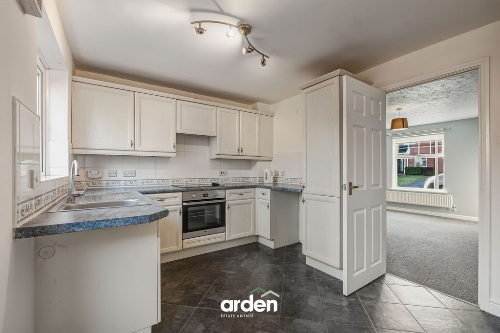 Property photo 3 of 9