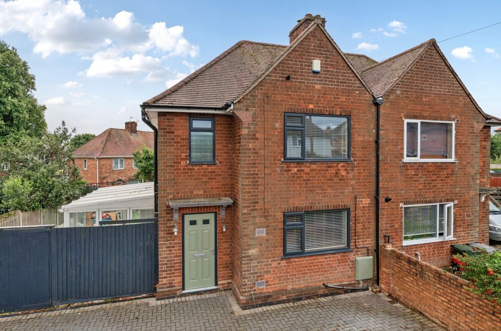 Property photo 1 of 18 -689065F2193A7-l-1323924-3-688cc4633F005