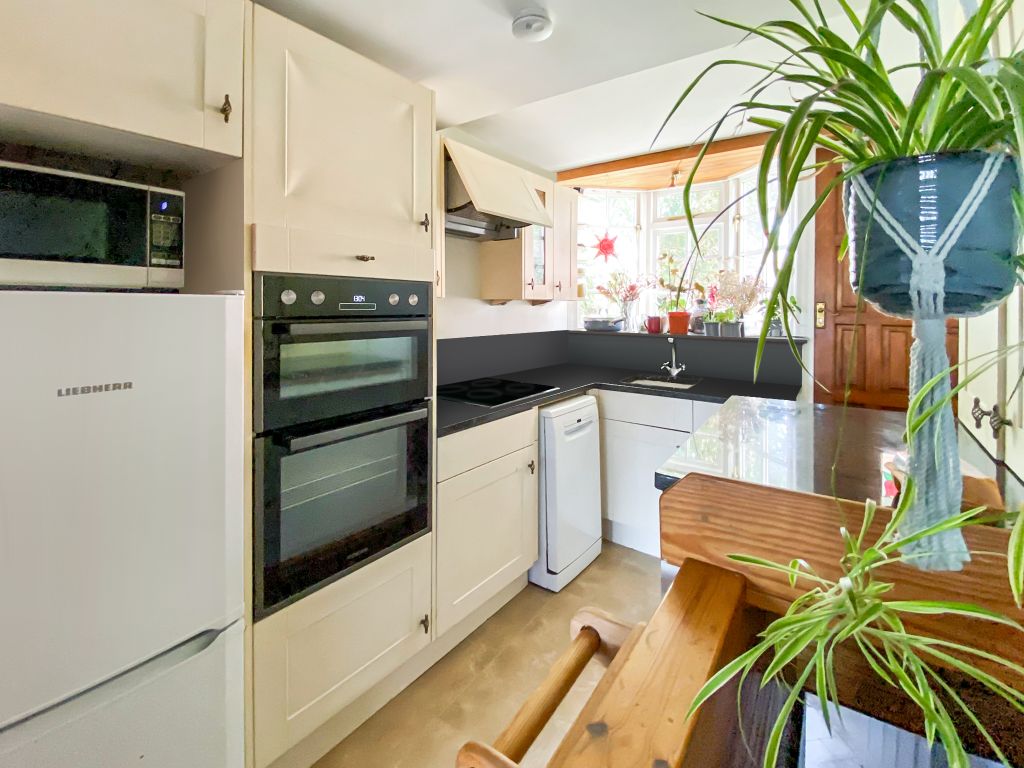 Property photo 3 of 23 Img_0439