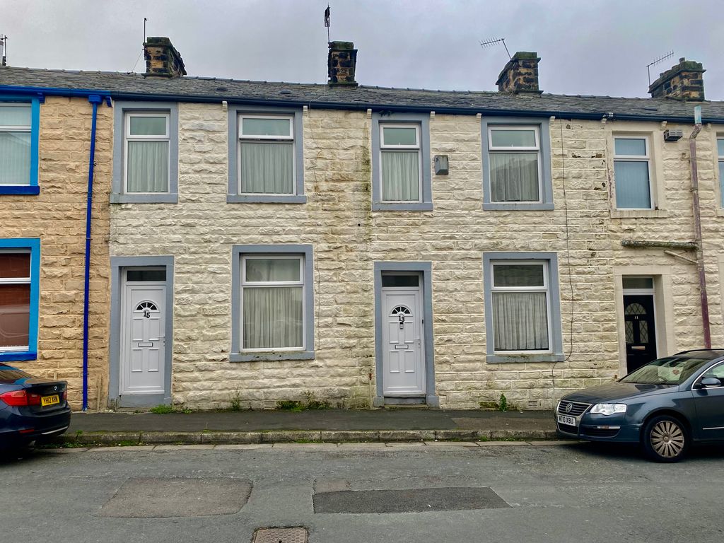 Property photo 1 of 22