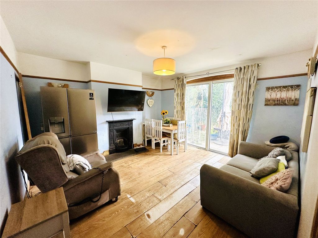 Property photo 3 of 12 Picture No. 05