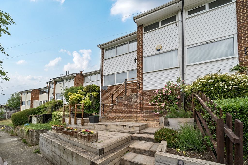 Property photo 1 of 14 External