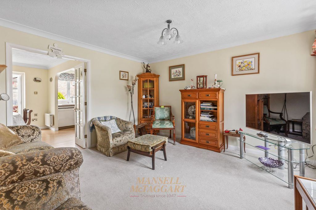 Property photo 3 of 21