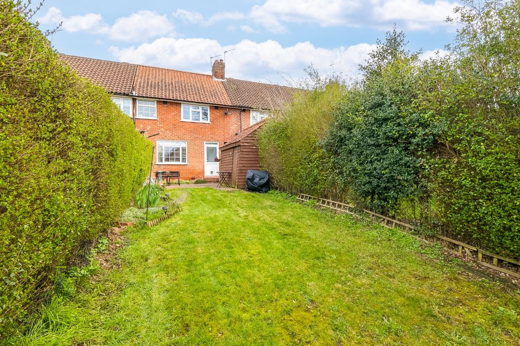 Property photo 3 of 23 4896895