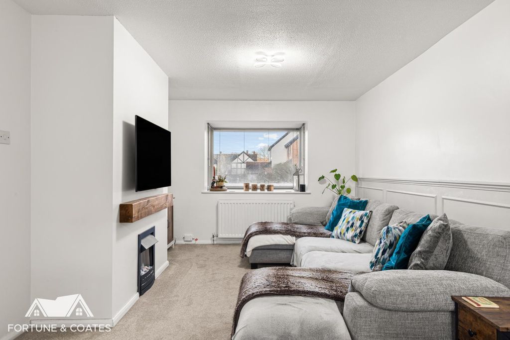 Property photo 2 of 18 Standingford_1.Jpg