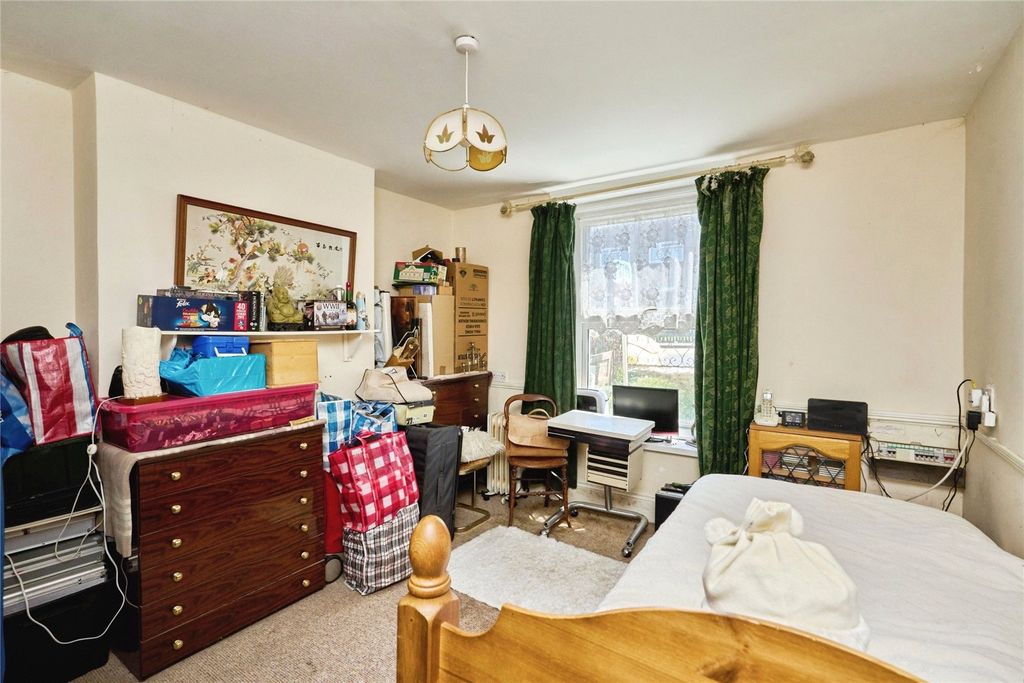 Property photo 3 of 12 Picture No. 28