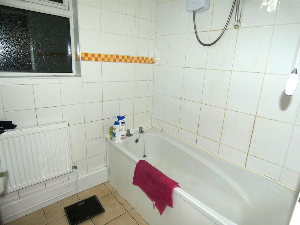 Property photo 3 of 4 Picture No. 02