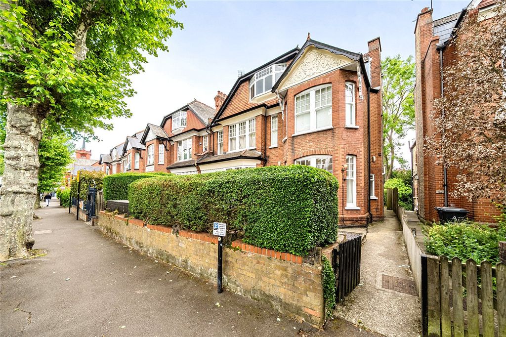 Property photo 1 of 15 Picture No. 04