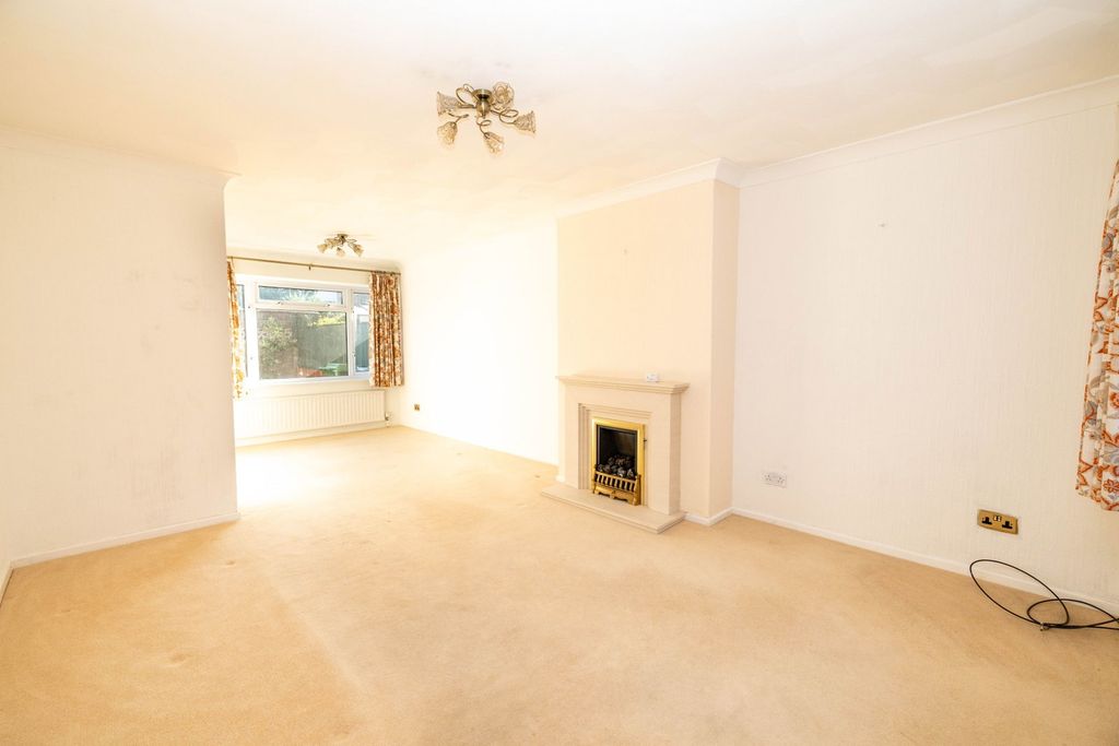 Property photo 3 of 22
