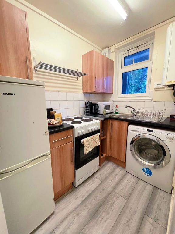 Property photo 2 of 3