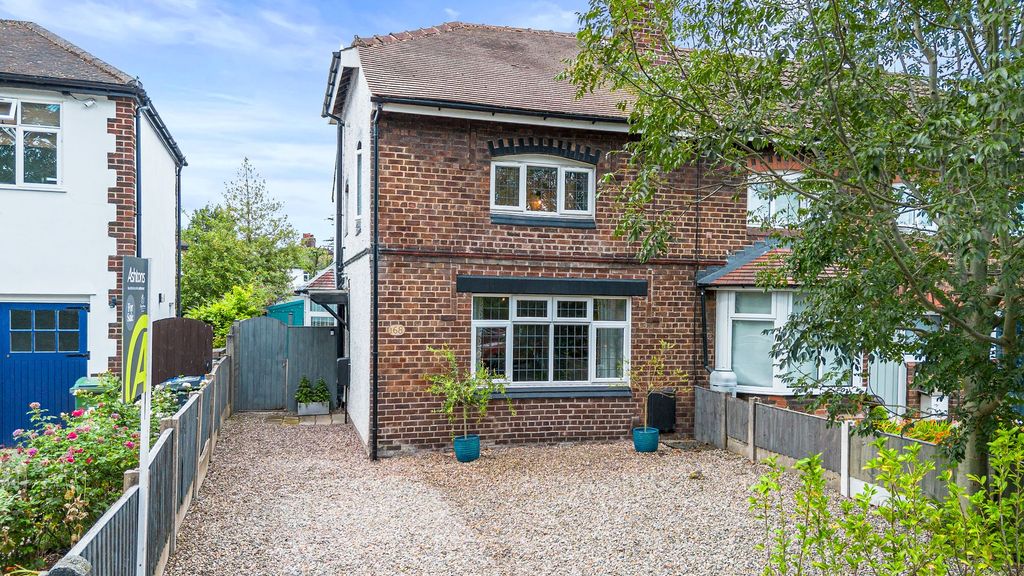 Property photo 2 of 26