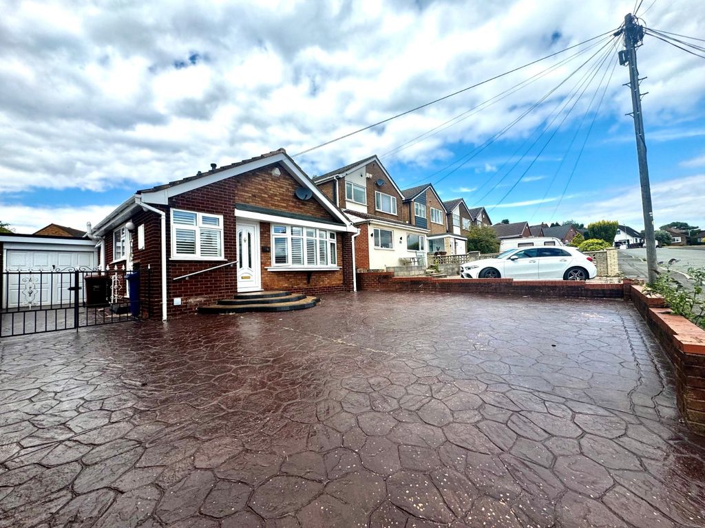 Property photo 1 of 16 Picture No. 02