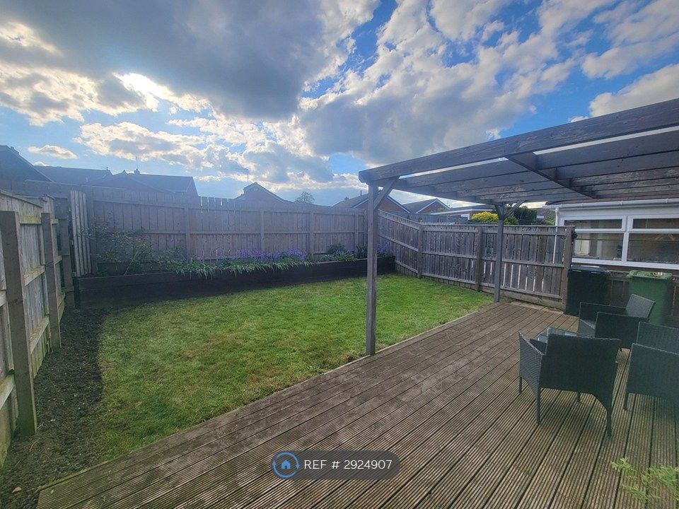 Property photo 3 of 35