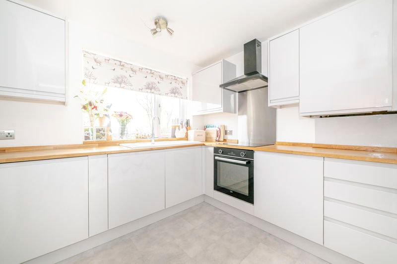 Property photo 2 of 13 Photo 1