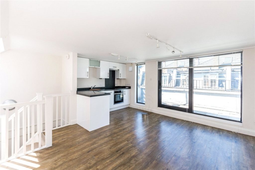 Property photo 2 of 12 Picture No. 09