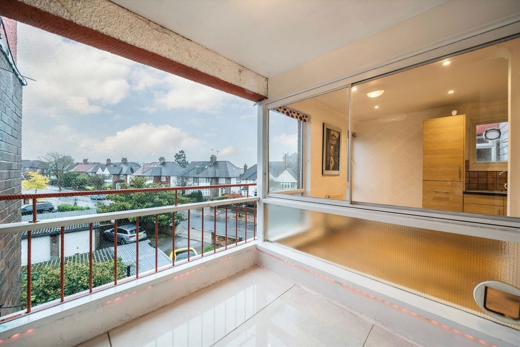 Property photo 2 of 5