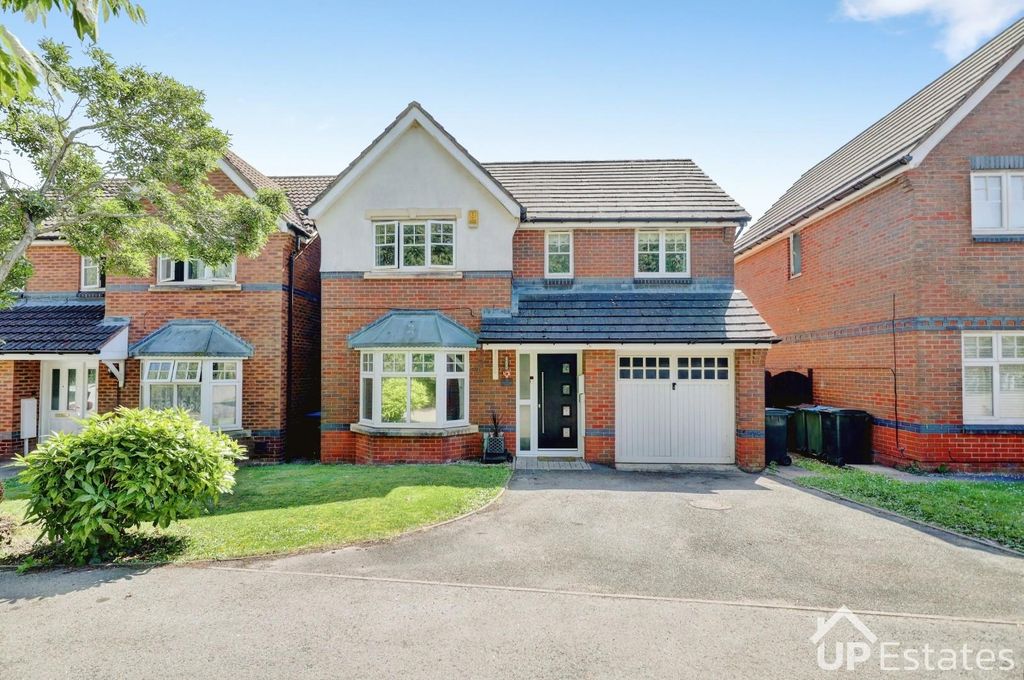Property photo 1 of 31